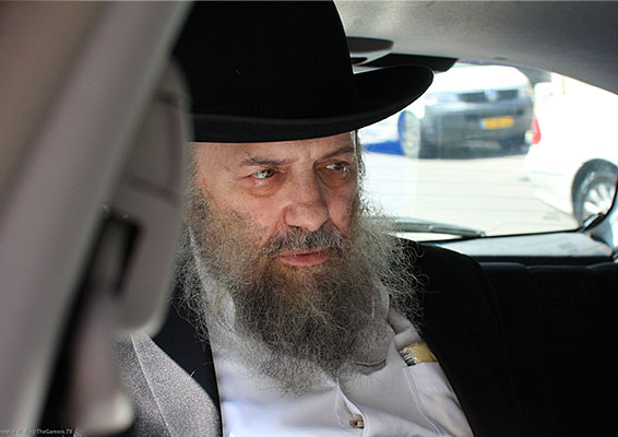 אסי דיין בסרטו של גיל ויינשטיין שחקן ספסל